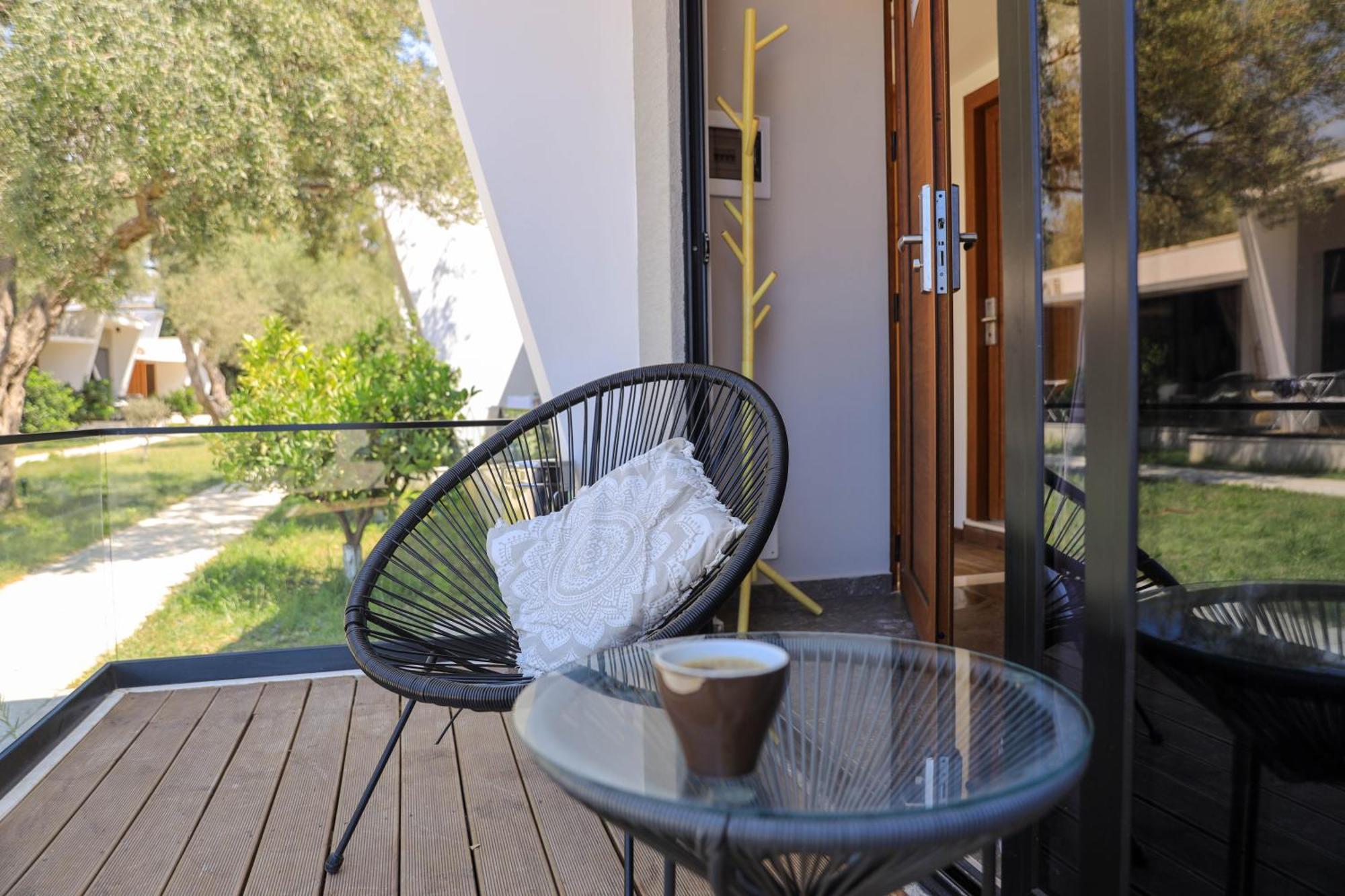 Luna Mare Boutique Seaside Борш Екстериор снимка